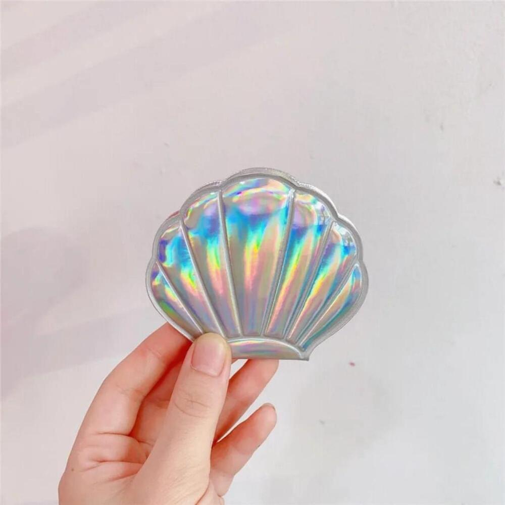 Double Sided Seashell Shaped Makeup Mirror In Holographic Silver